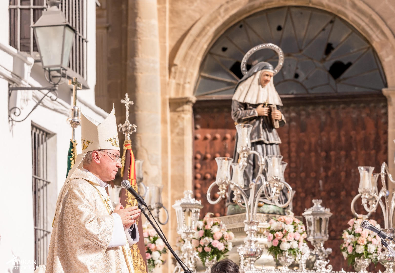 FESTIVIDAD DE SANTA ANGELA DE LA CRUZ